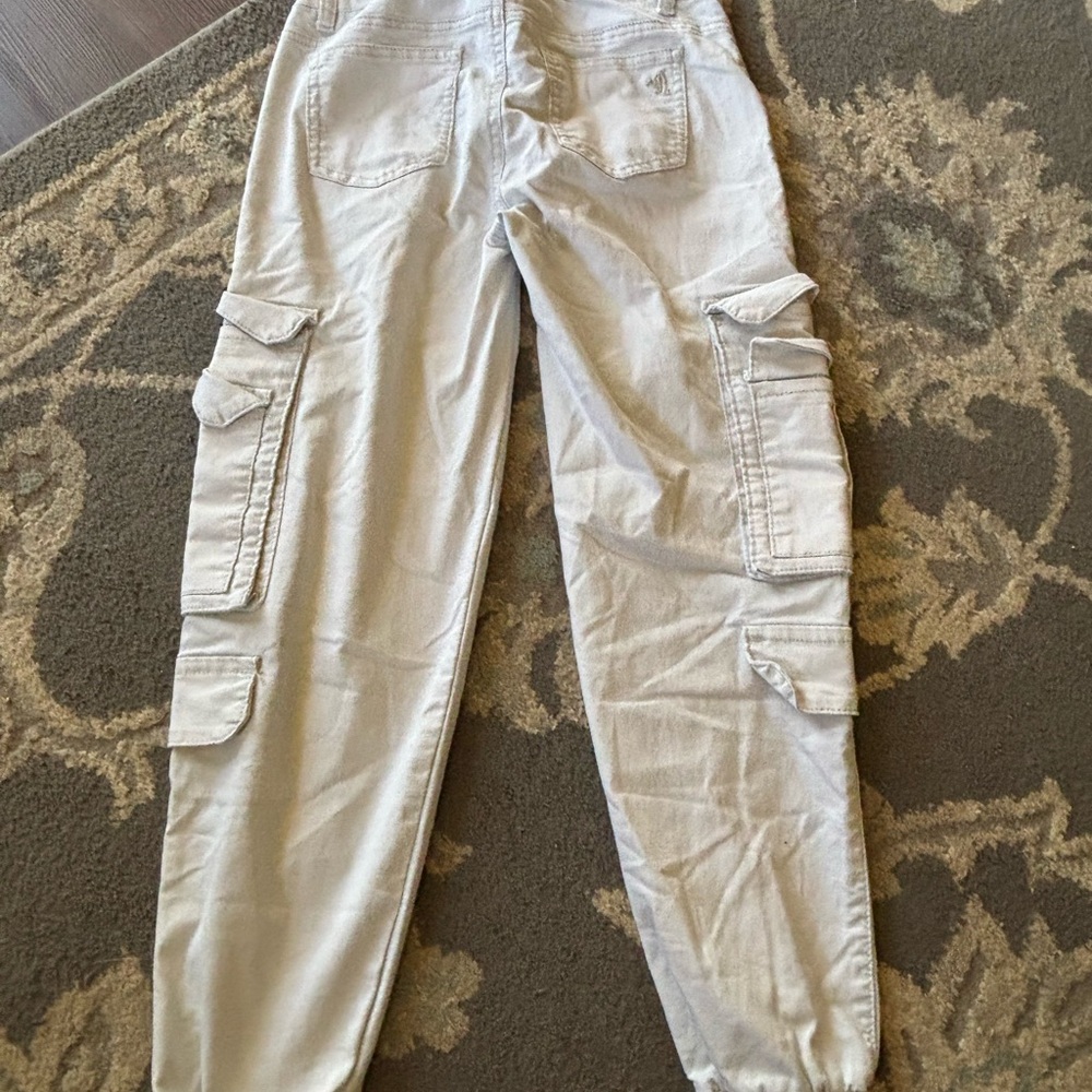 VIP Women's Light Cargo Pants